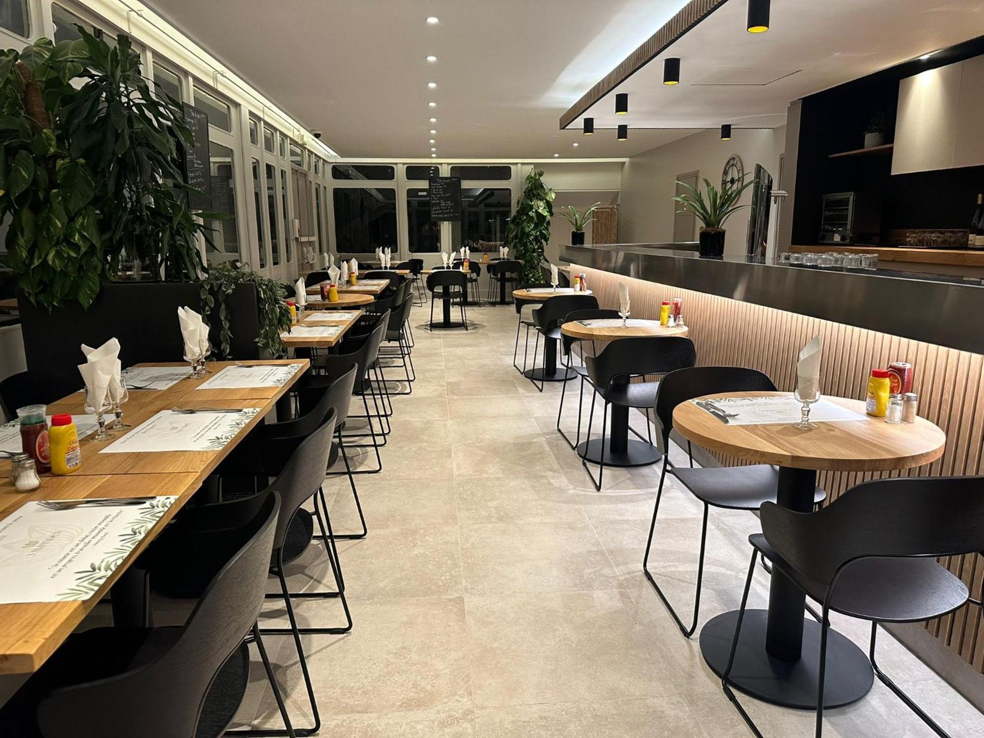 Sénia Hotel Orly