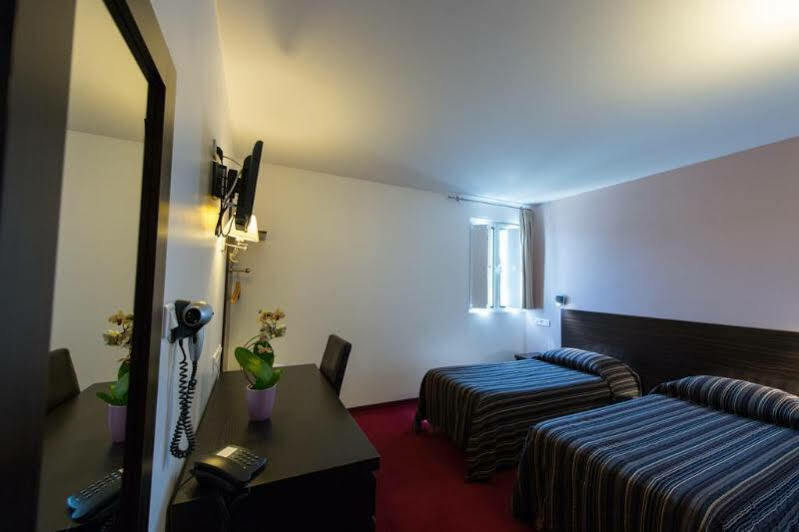 Sénia Hotel Orly