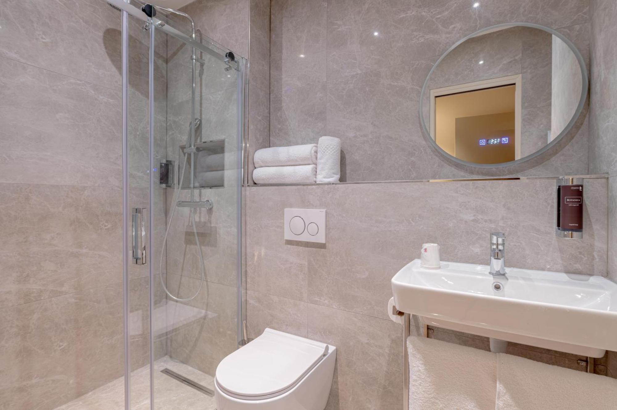 Grand Senia Hotel